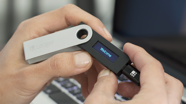 welcome کیف پول سخت افزاری لدجر نانو اس Ledger Nano S اورجینال